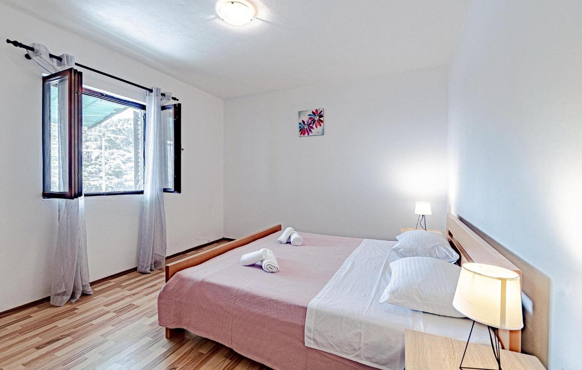 Stunning Home In Crnja Luka With Wifi Prigradica Exterior photo